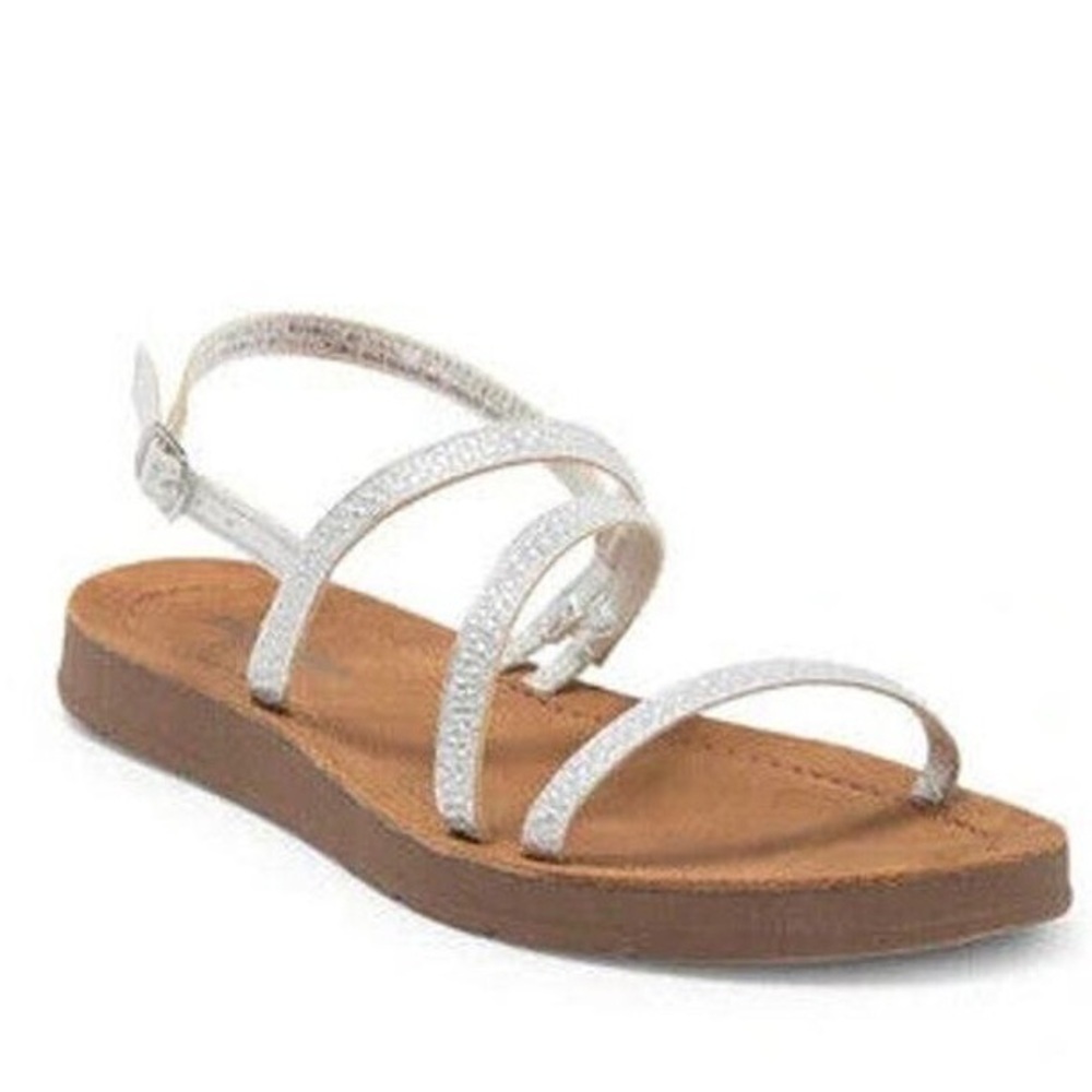 Steve Madden Girl’s Plum Strappy Memory Foam Sandal in silver Size: 1